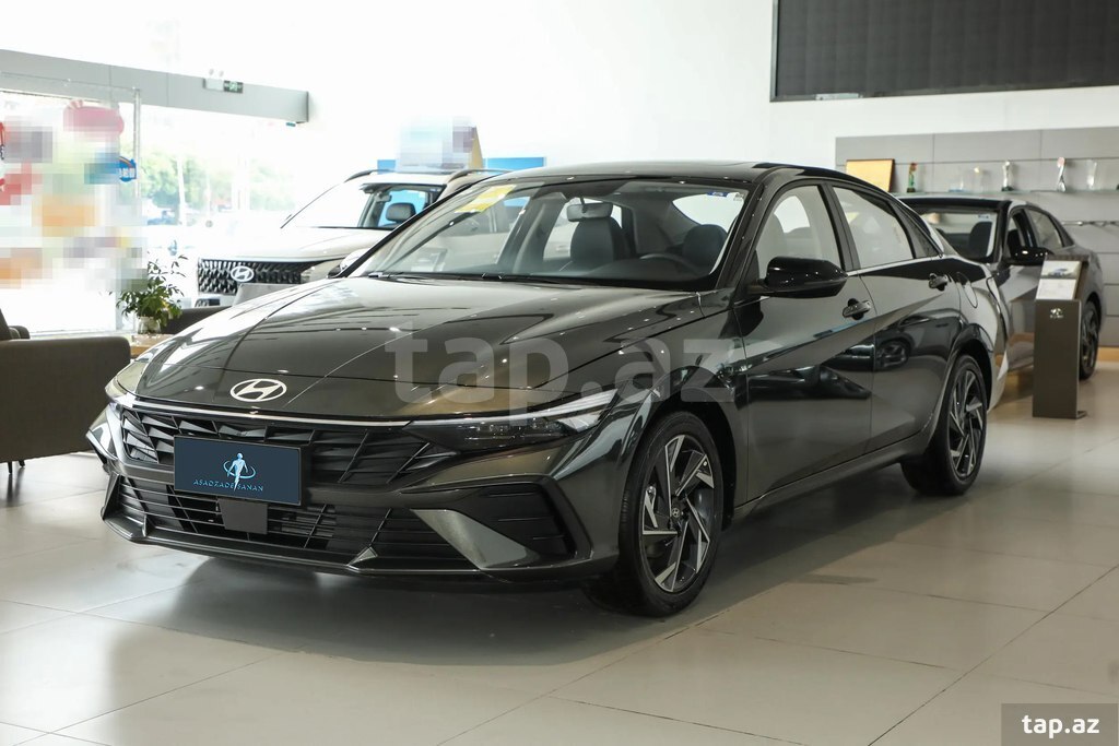 Hyundai Elantra, 2025 il