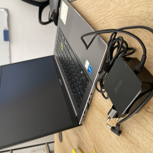 Noutbuk Asus Vivobook S15